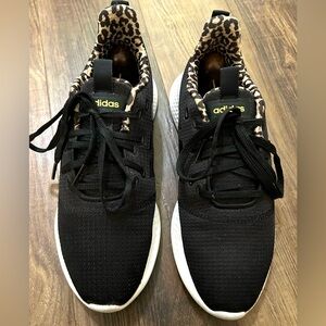 ♥️Adidas Womens Black ♥️and Gold Sneakers with Leopard Accent - 9.5- Like New